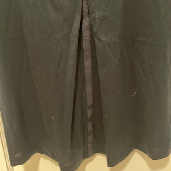 Sheer sleeves and v neck nike pleated back size small - Picture 7 of 7